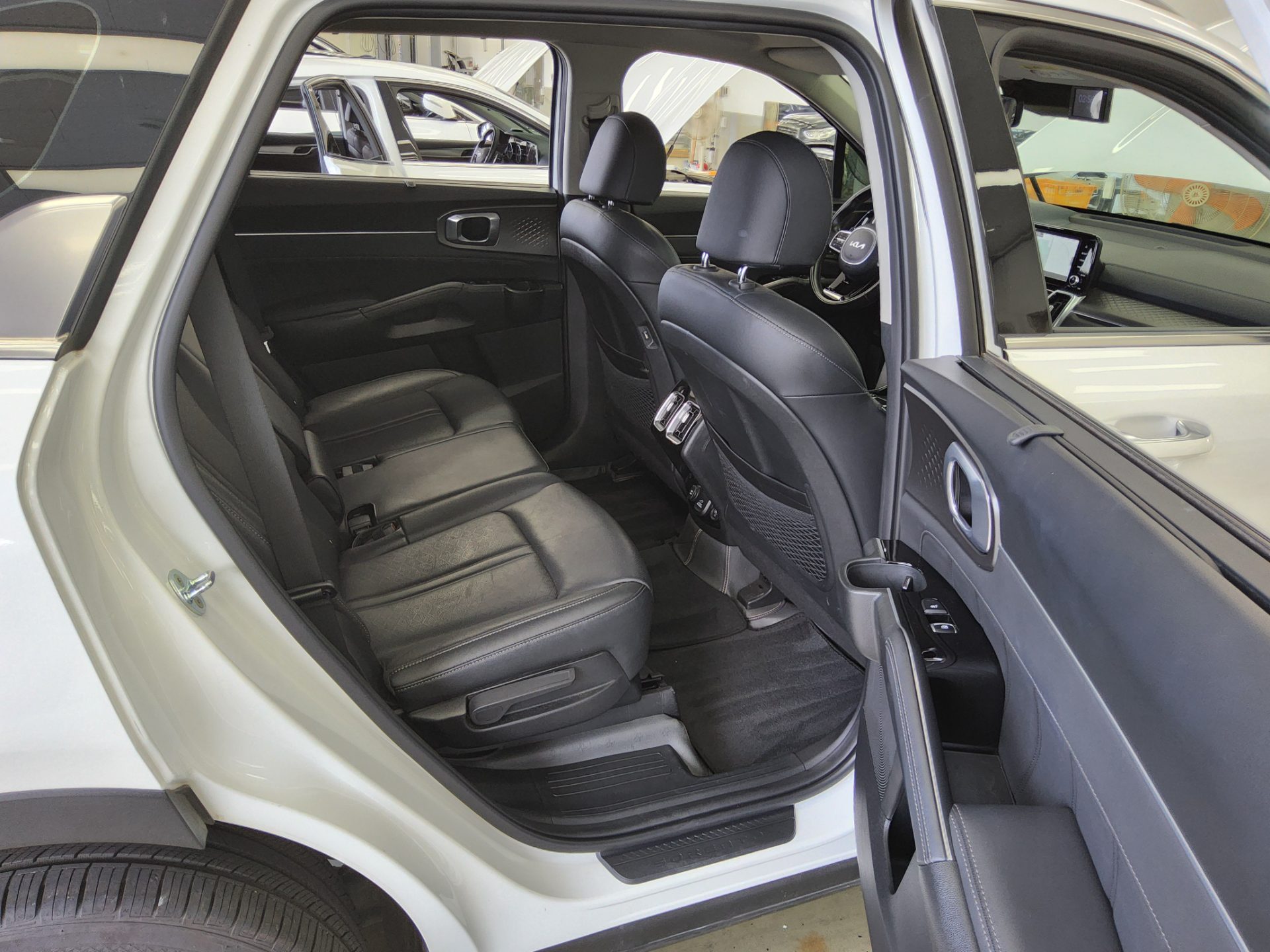 2023 - kia sorento
