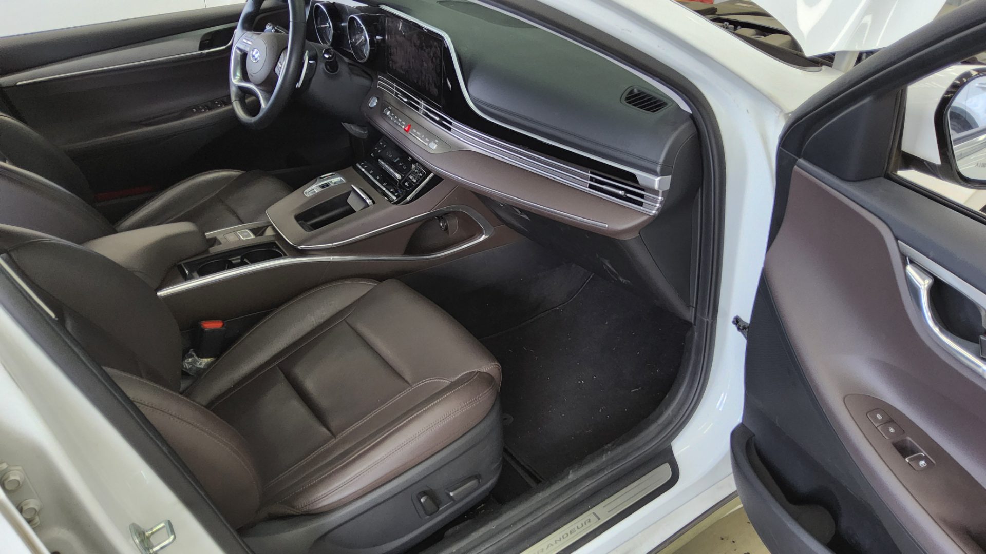 2021 - hyundai grandeur