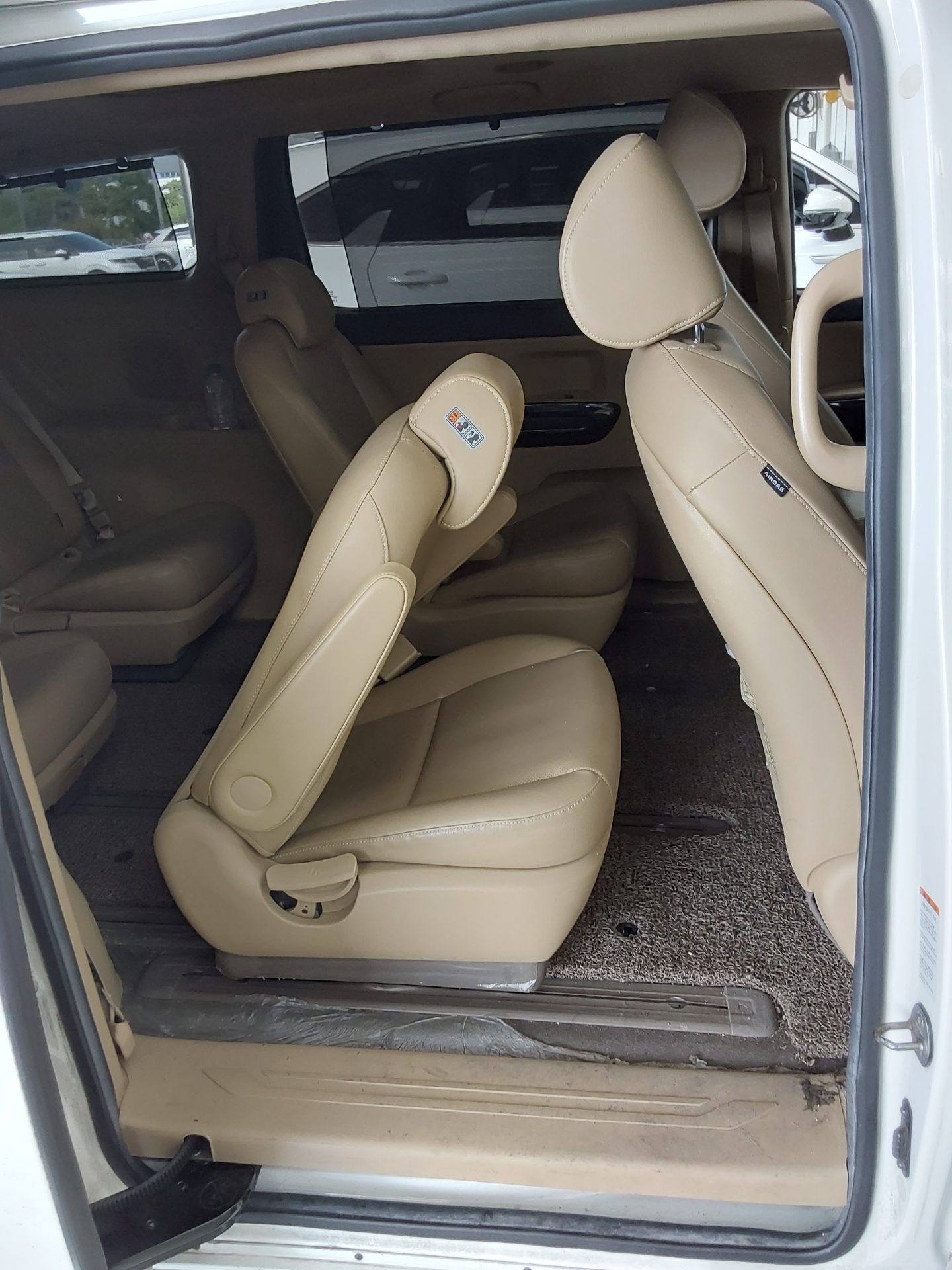 2018 - kia carnival
