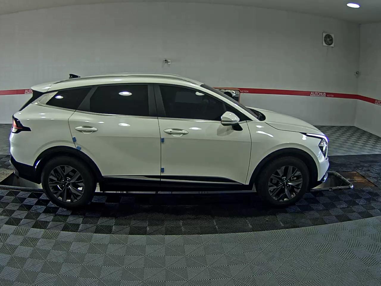 2022 - kia sportage