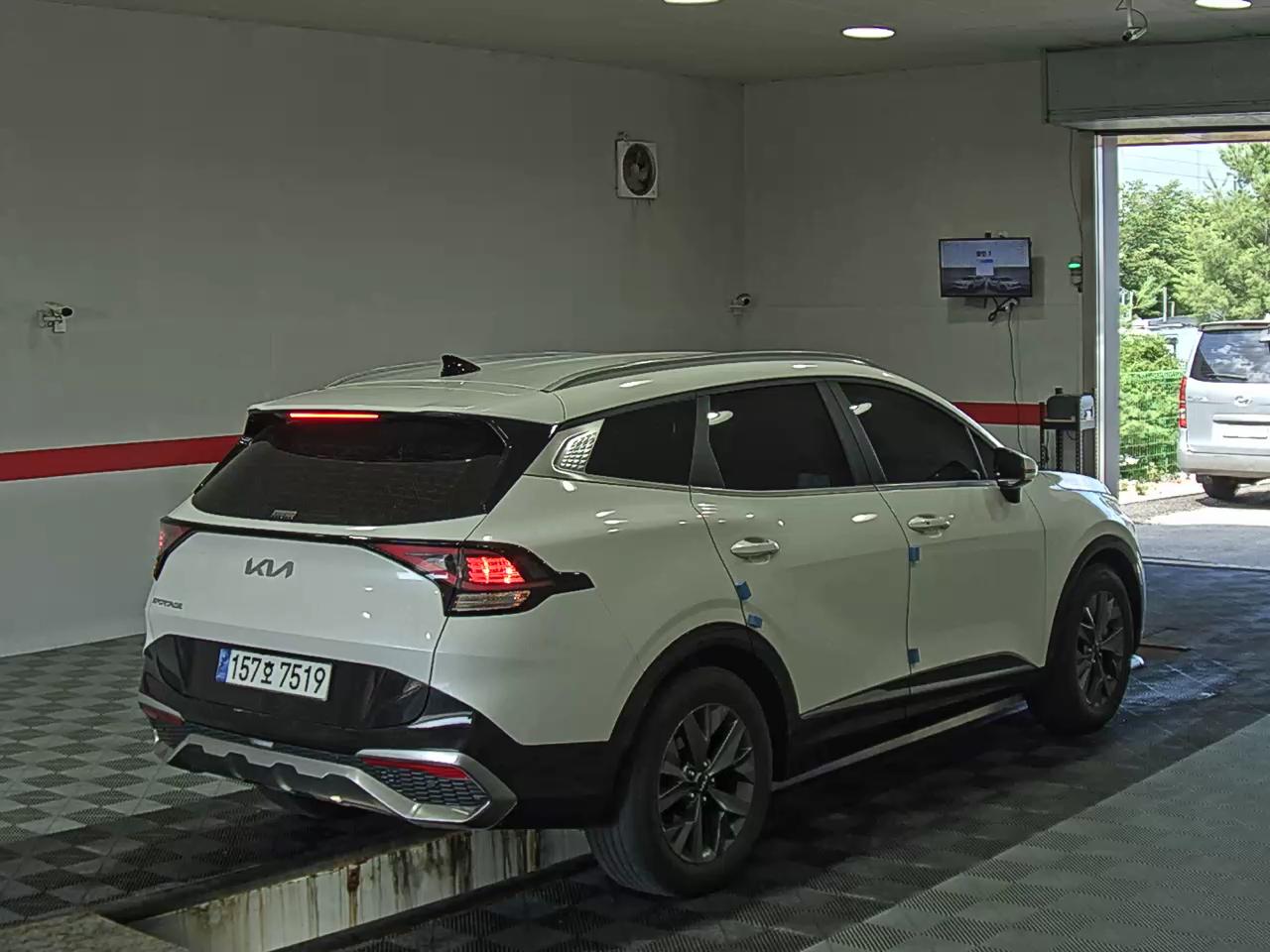2022 - kia sportage
