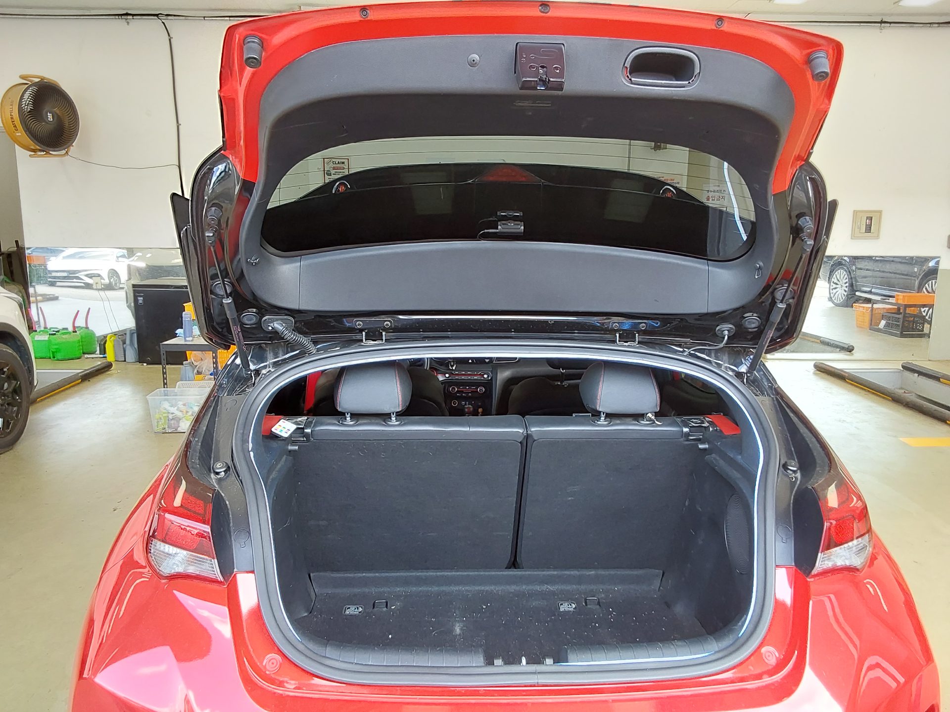 2018 - hyundai veloster