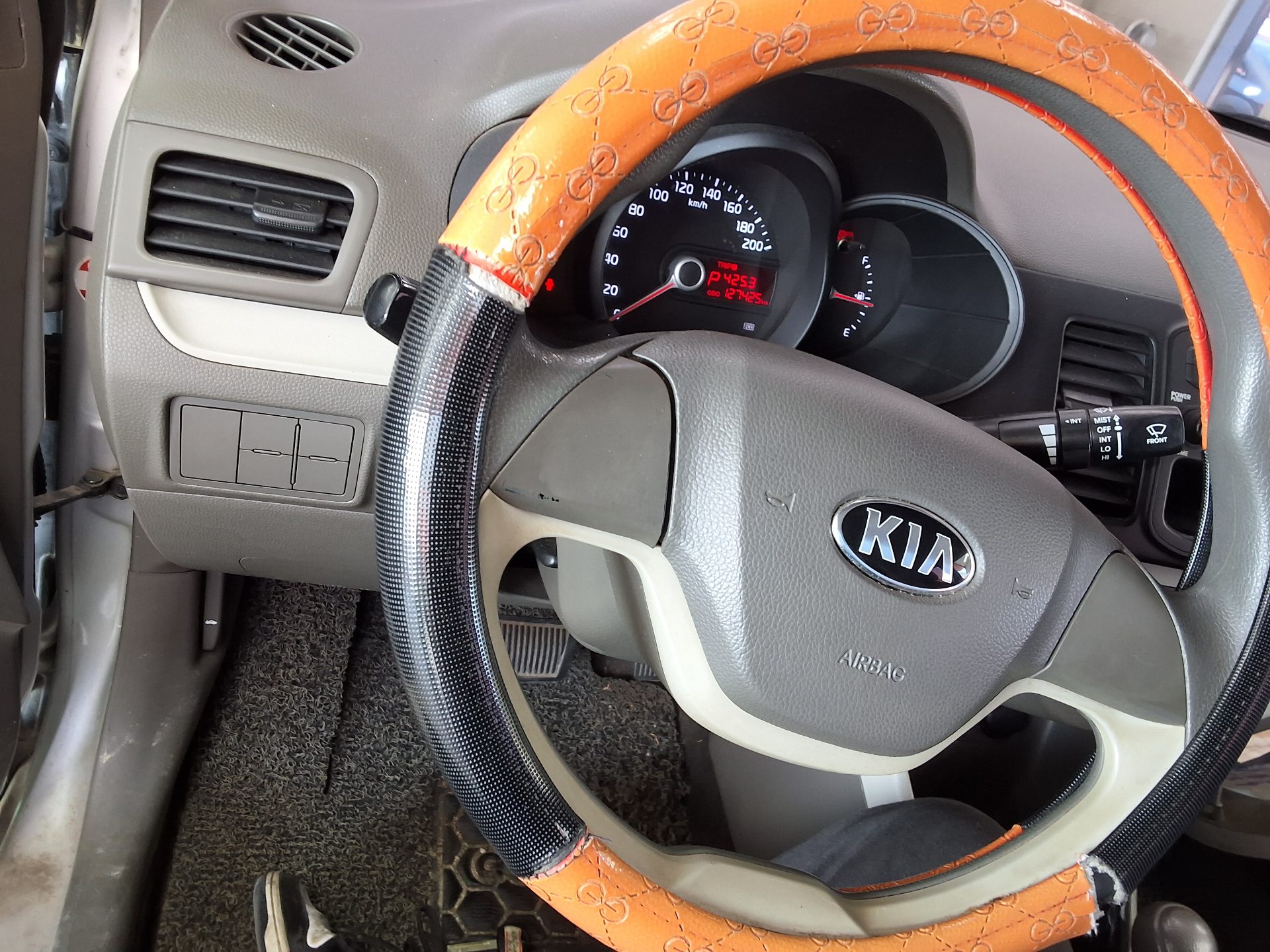 2015 - kia morning