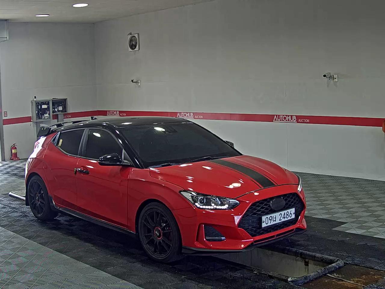 2018 - hyundai veloster