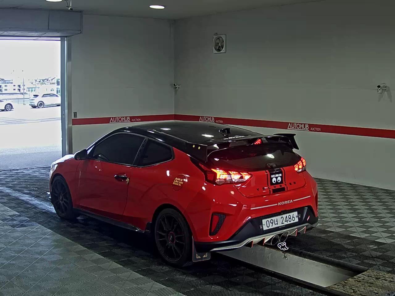 2018 - hyundai veloster