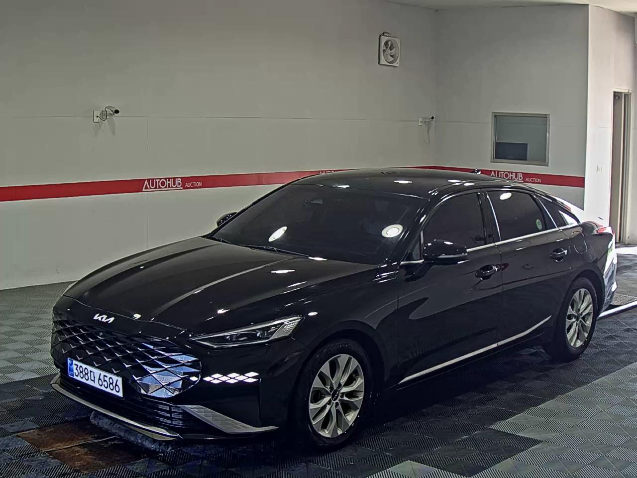 2022 - kia k8