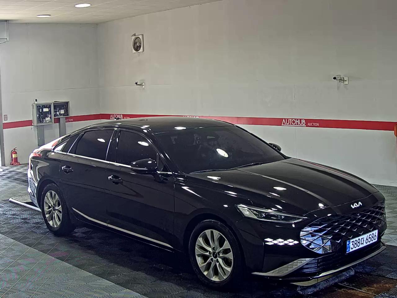 2022 - kia k8