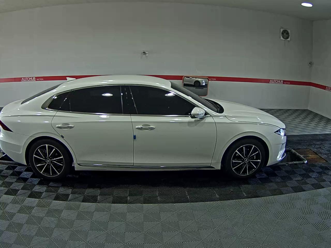 2021 - hyundai grandeur