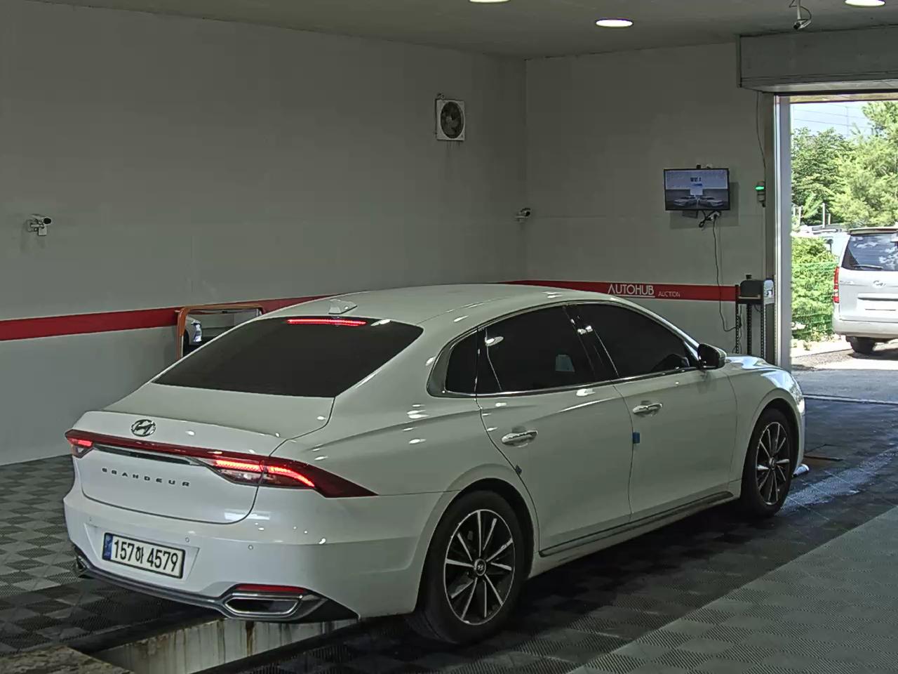 2021 - hyundai grandeur