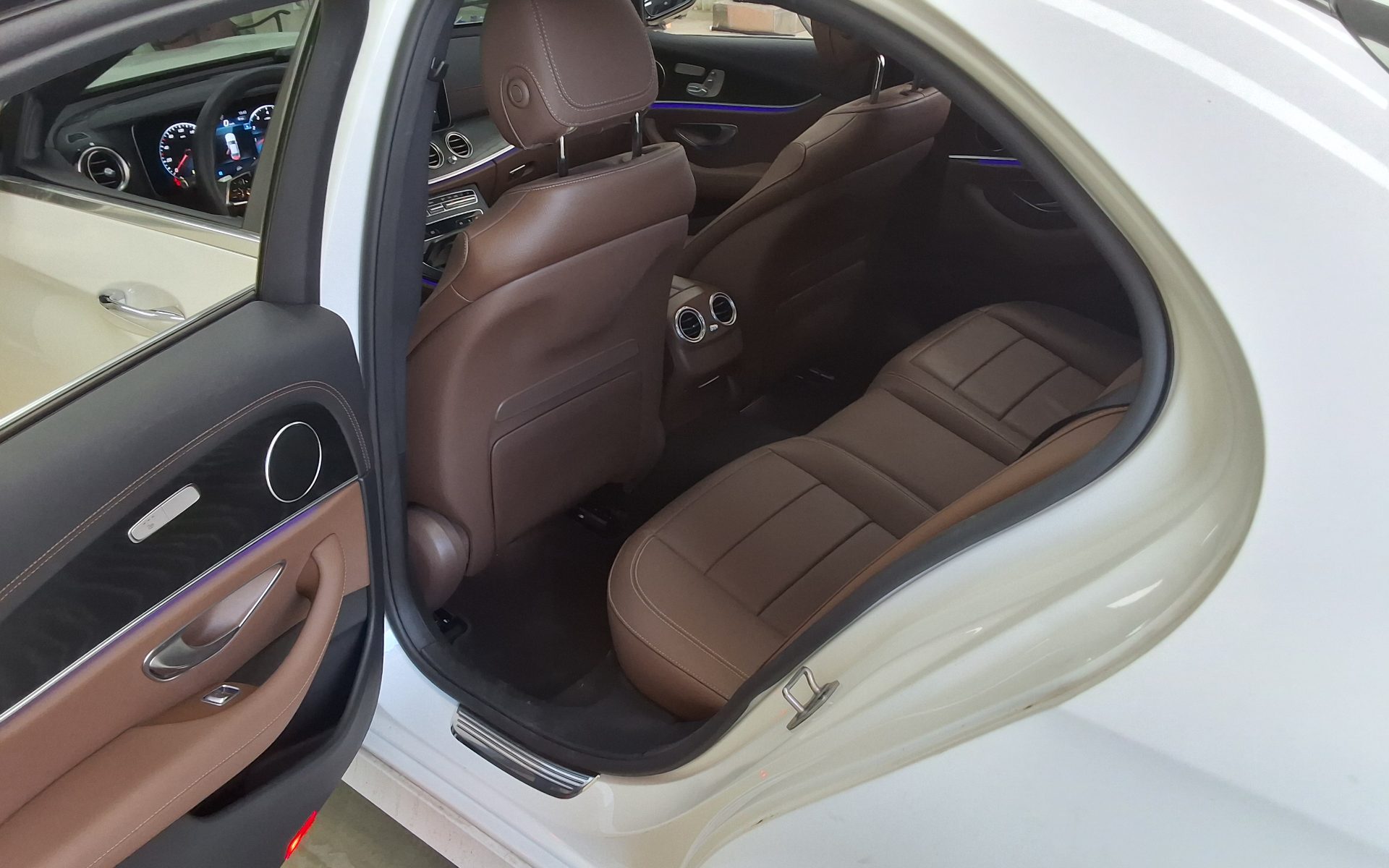 2023 - mercedes-benz e250