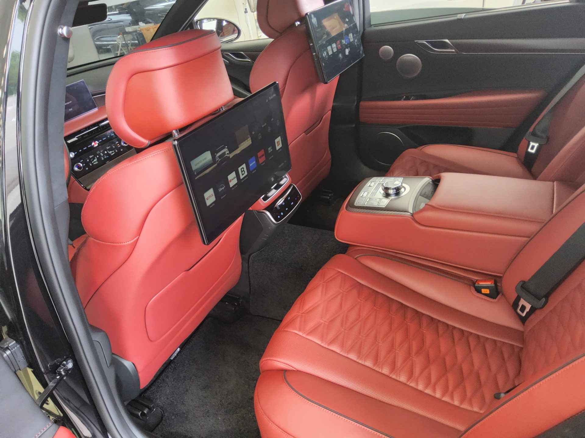 2026 - genesis g80