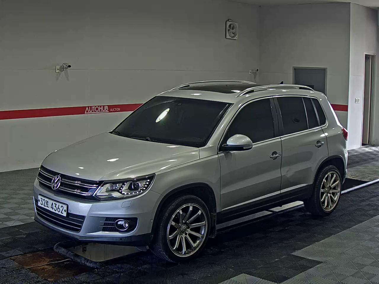 VOLKSWAGEN TIGUAN TDI BLUEMOTION
