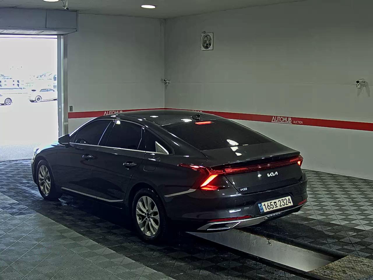 2022 - kia k8