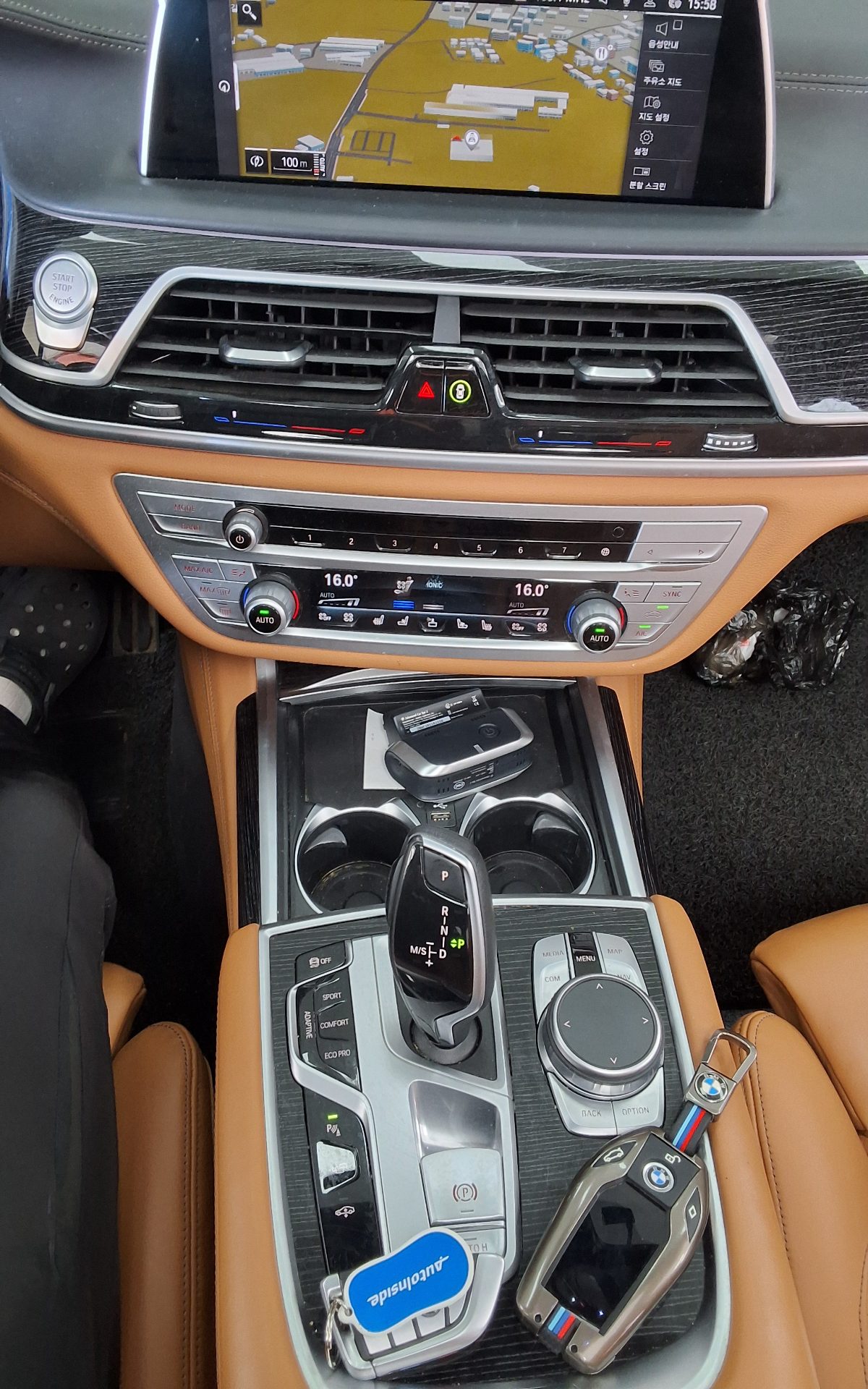 2021 - bmw m7