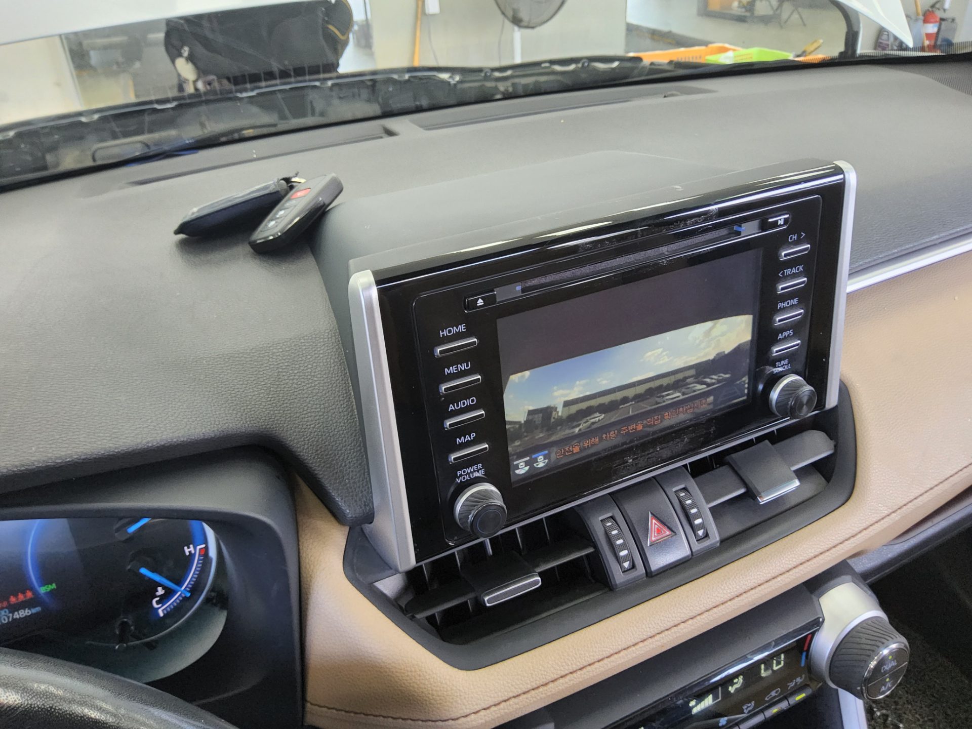 2021 - toyota rav4