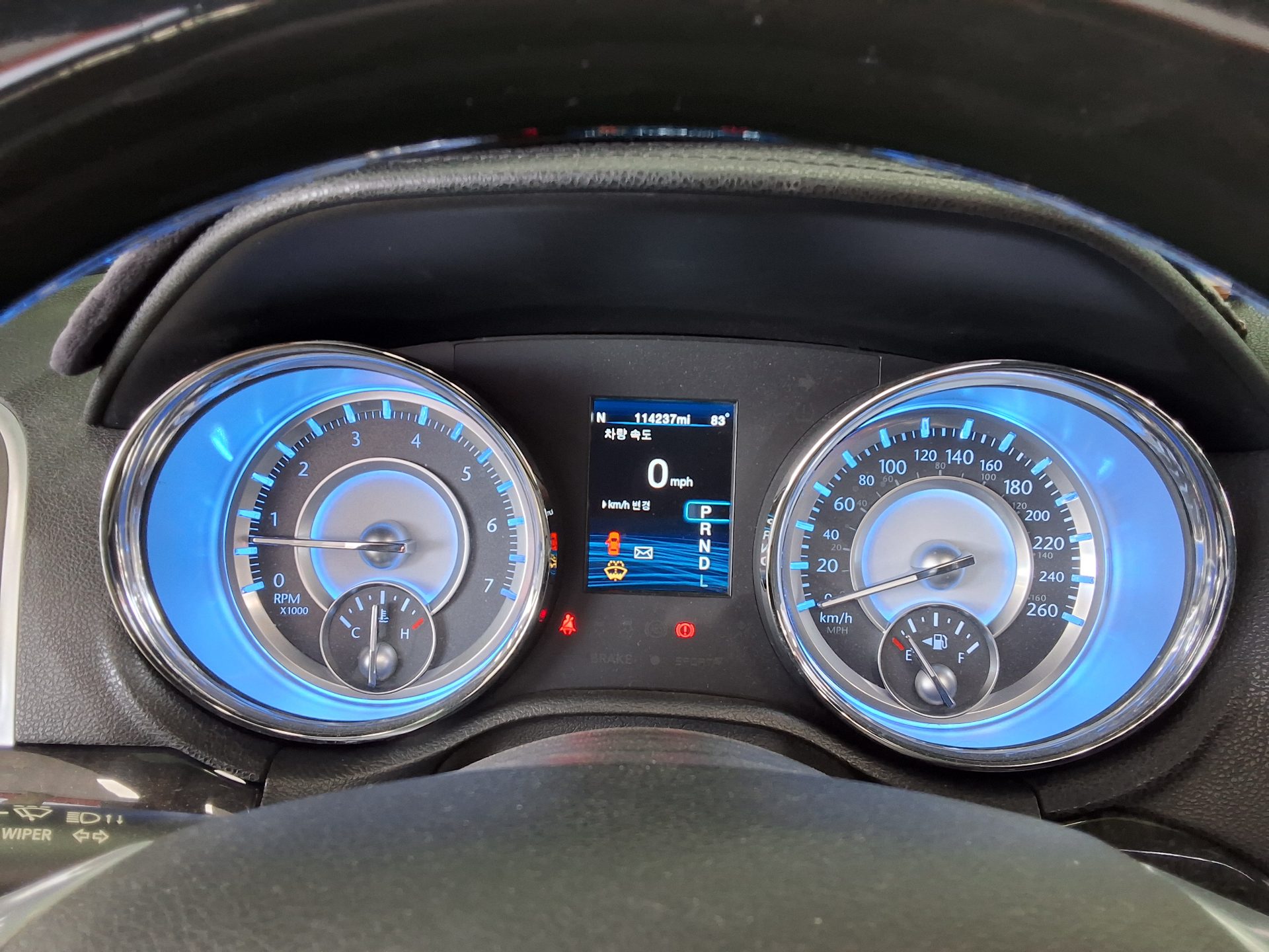 2014 - chrysler 300c