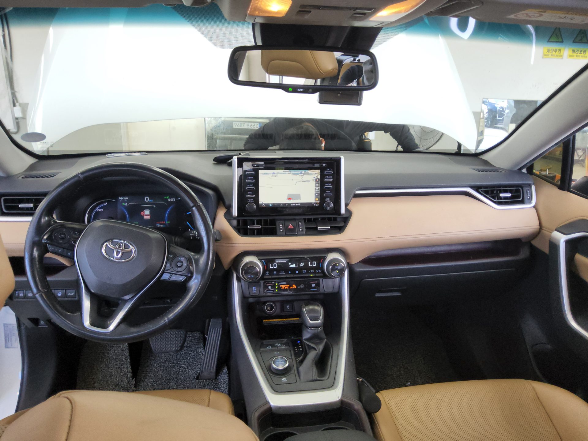 2021 - toyota rav4