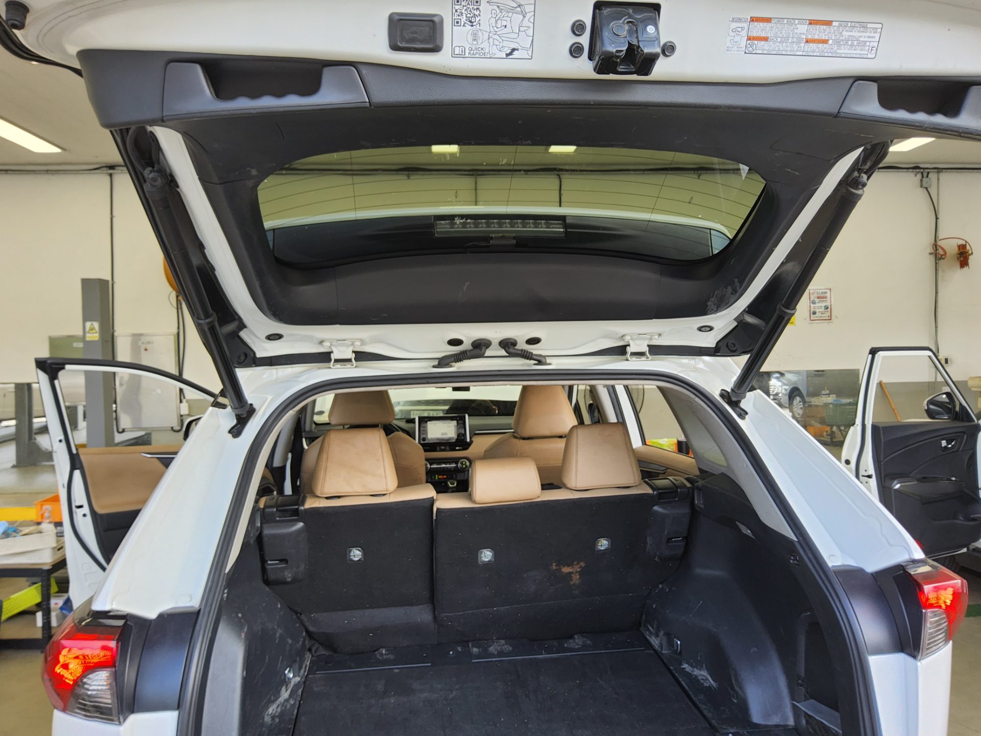 2021 - toyota rav4