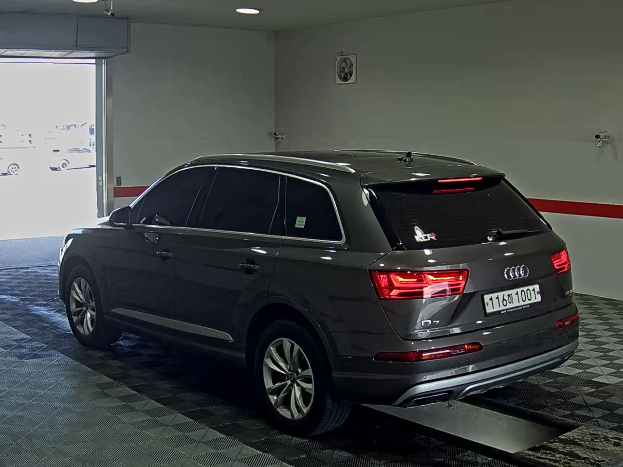 2019 - audi q7