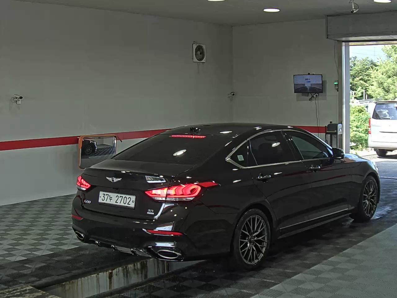2019 - genesis g80
