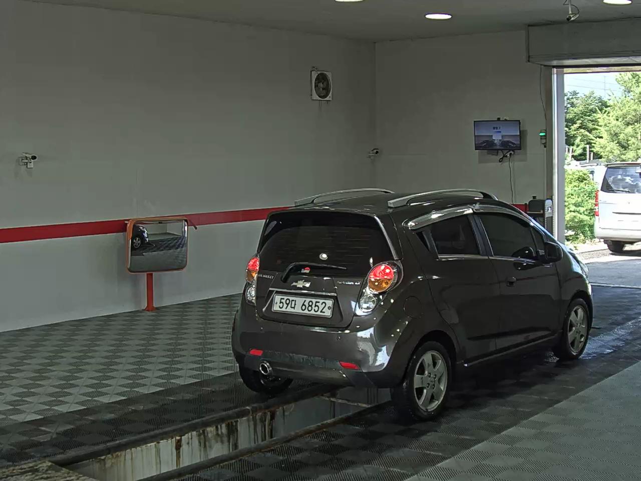 2012 - chevrolet spark