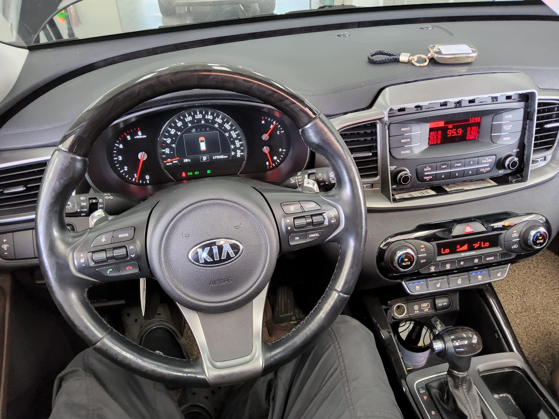 2016 - kia sorento