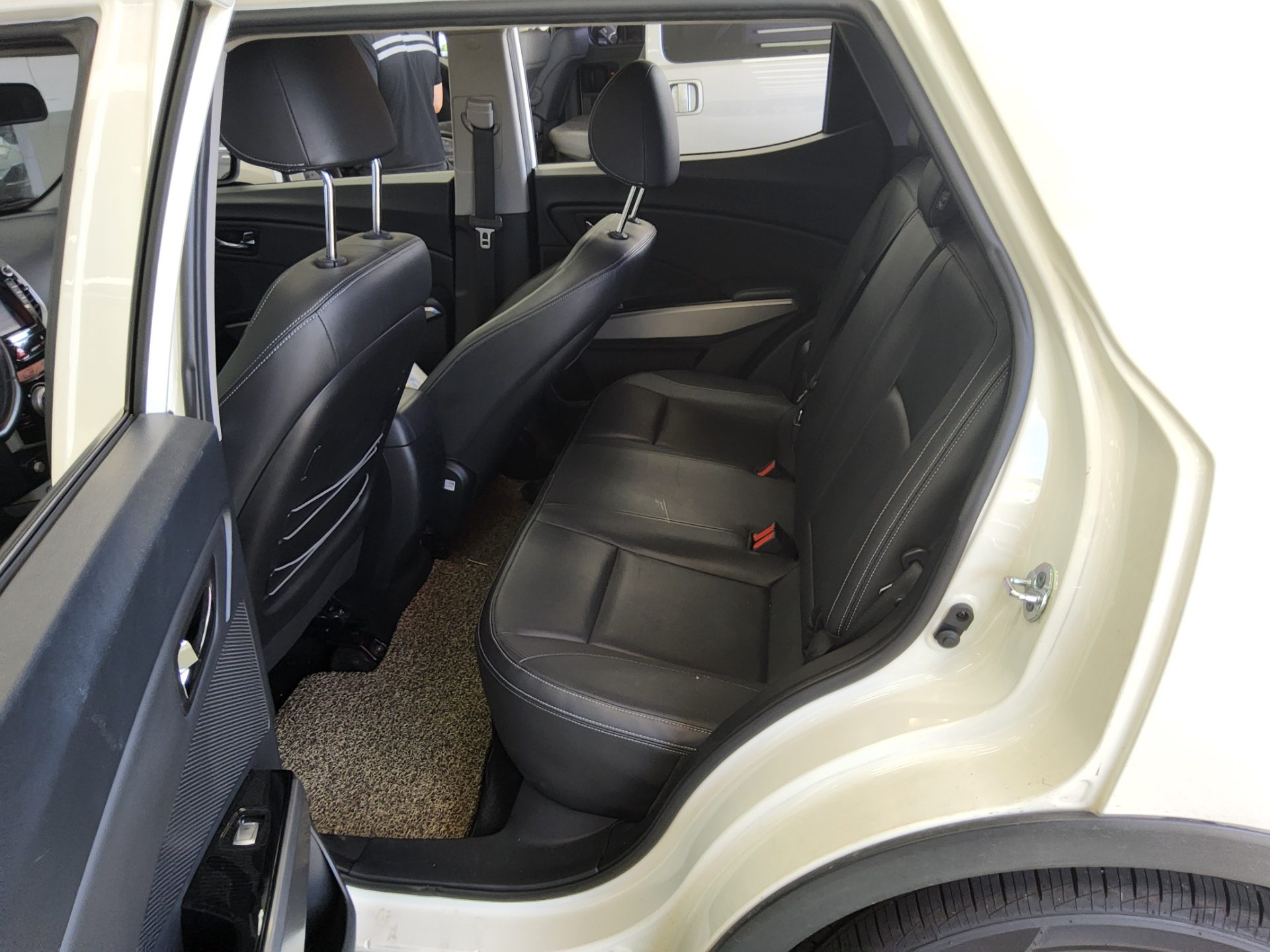 2015 - ssangyong tivoli