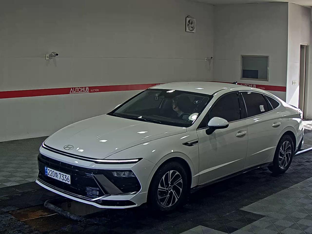 HYUNDAI SONATA EDGE HEV