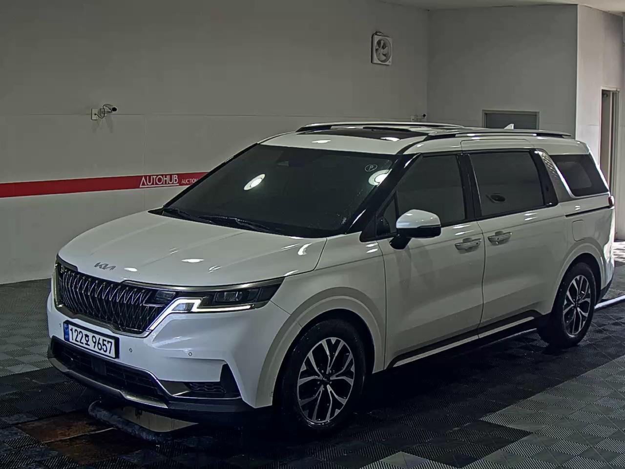 KIA CARNIVAL (KA4)