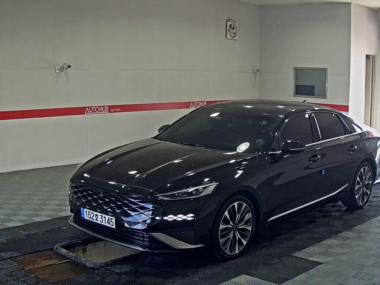 2022 - kia k8