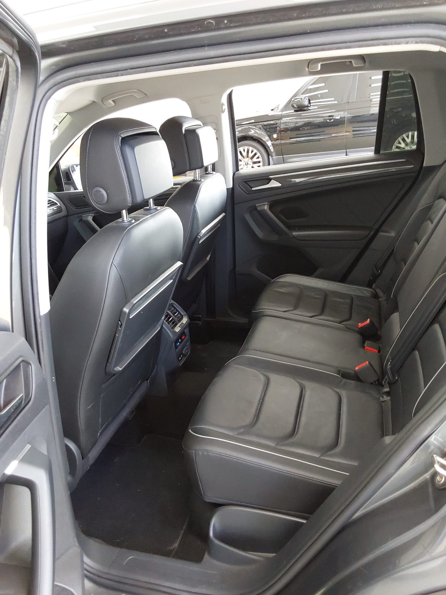 2020 - volkswagen tiguan