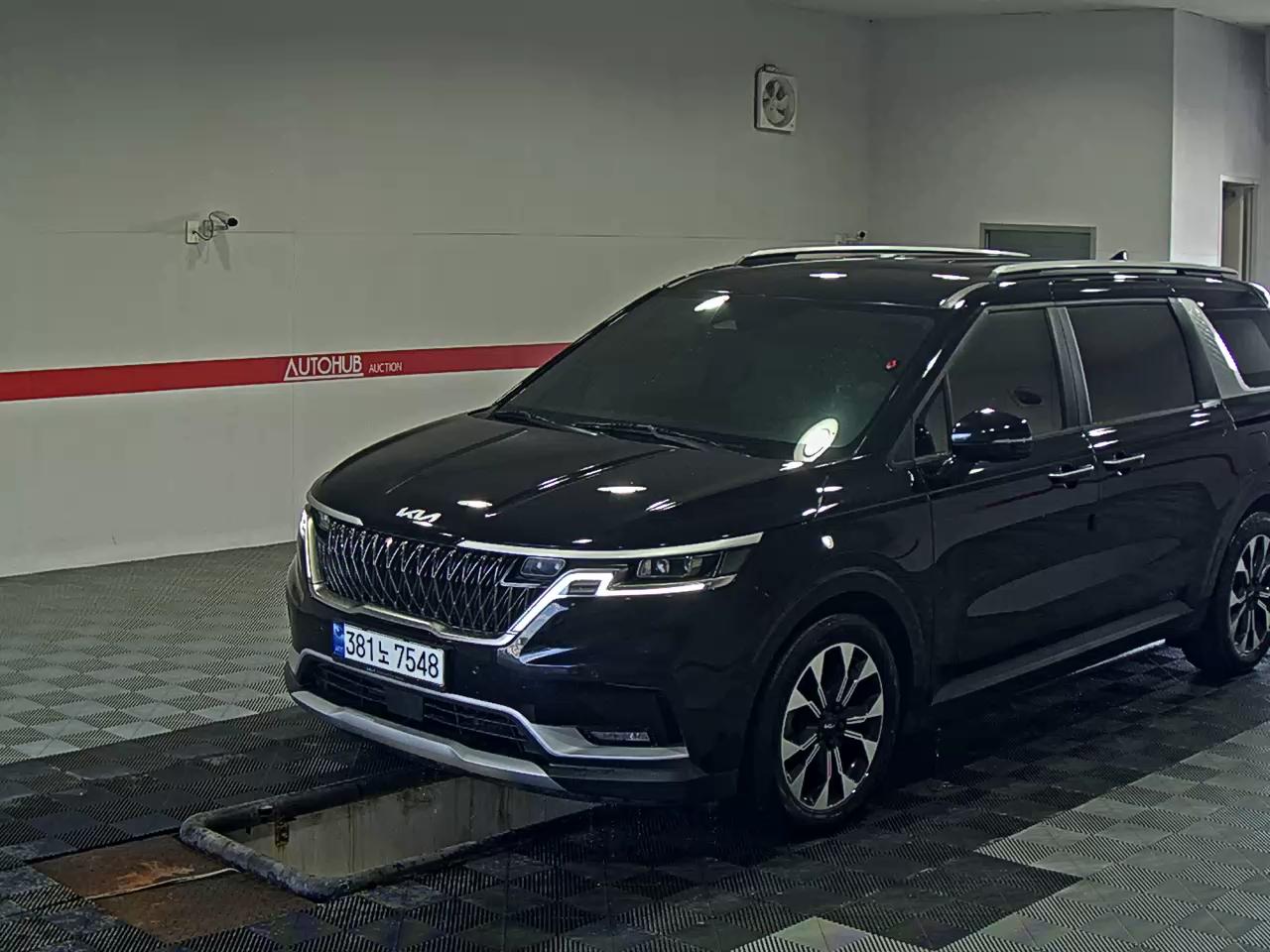 KIA CARNIVAL (KA4)
