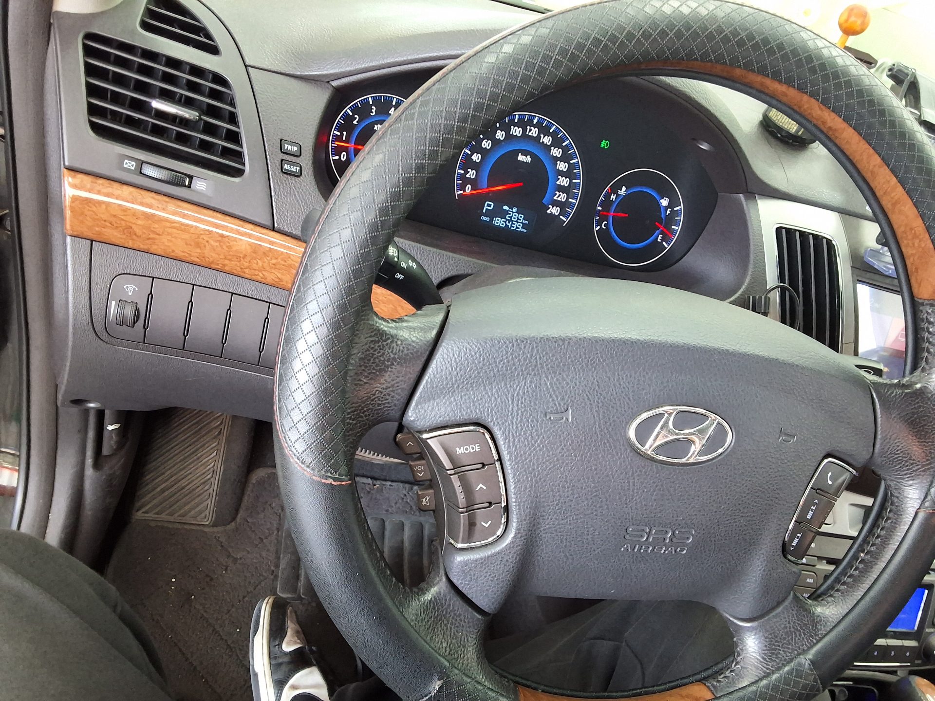 2009 - hyundai sonata