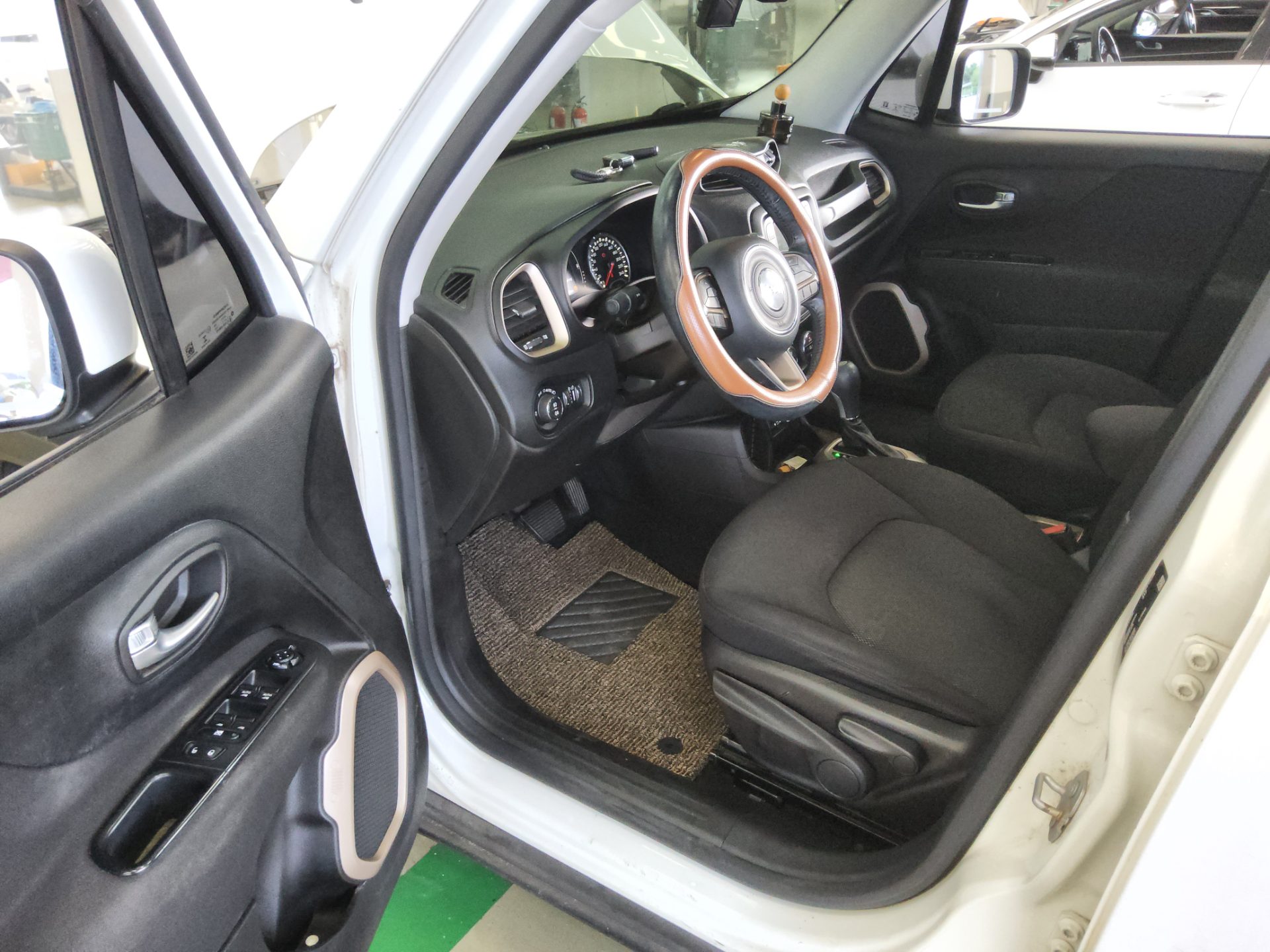 2015 - jeep renegade
