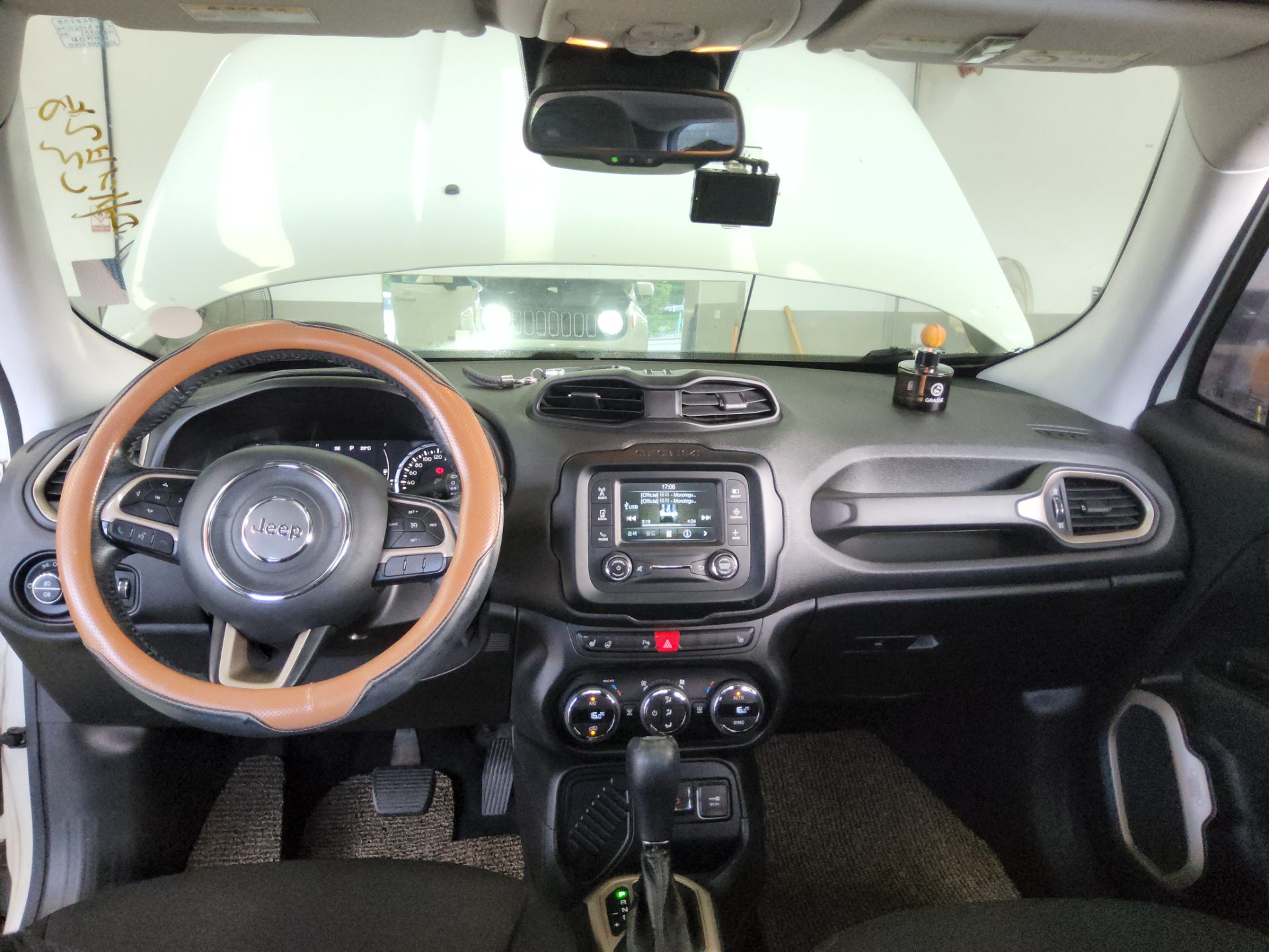 2015 - jeep renegade