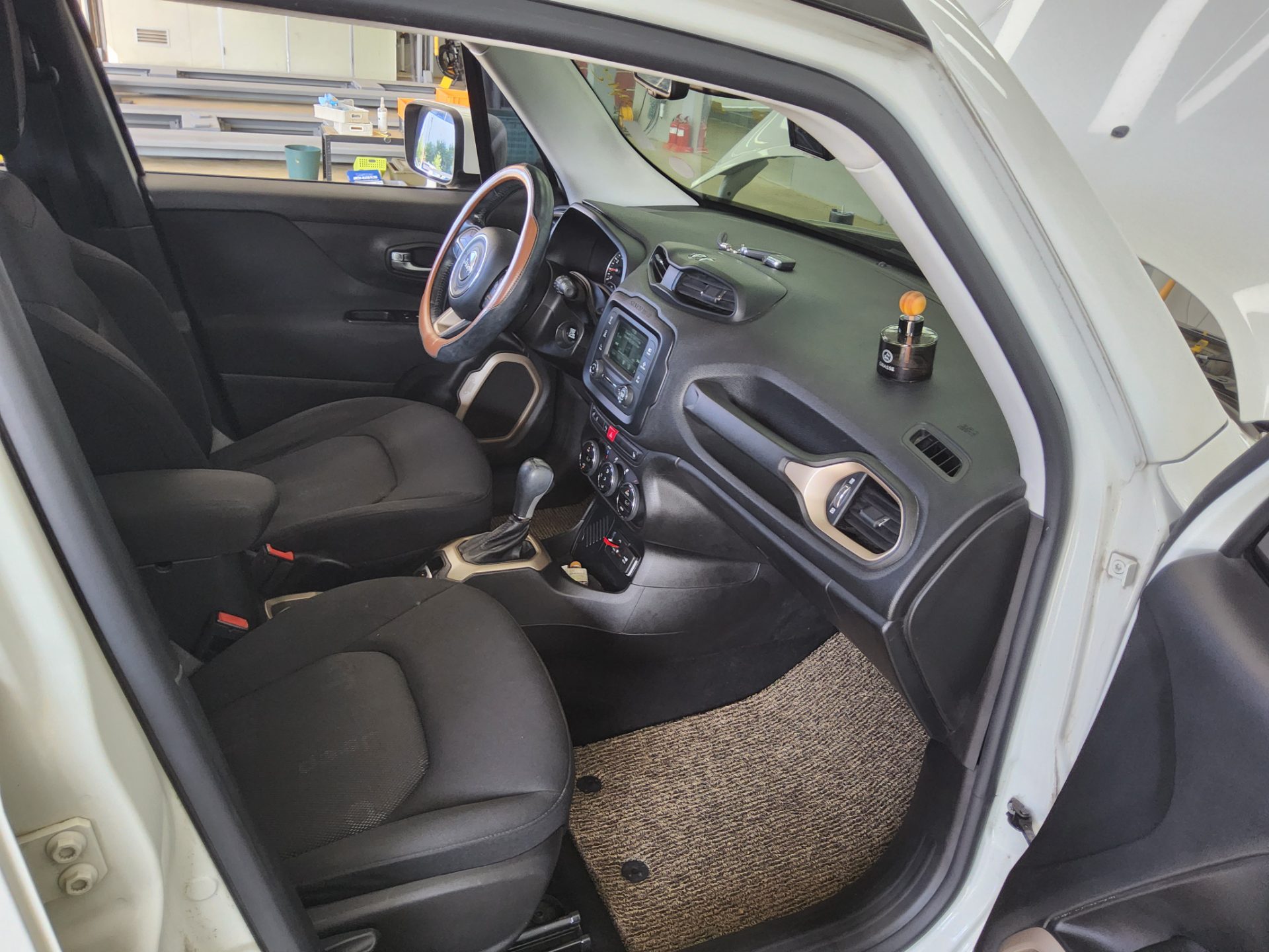 2015 - jeep renegade