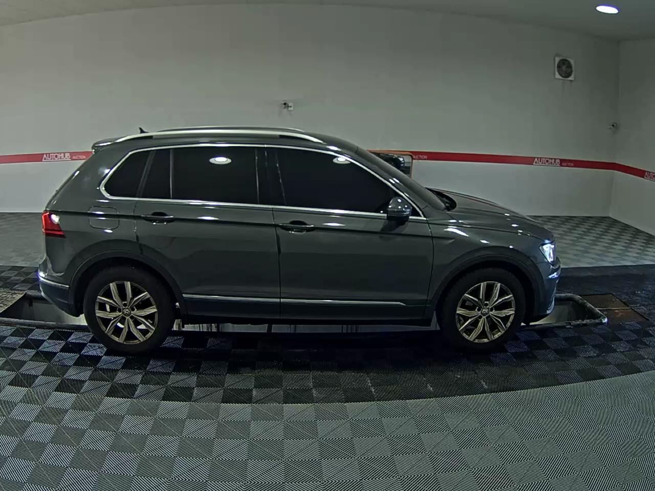 2020 - volkswagen tiguan