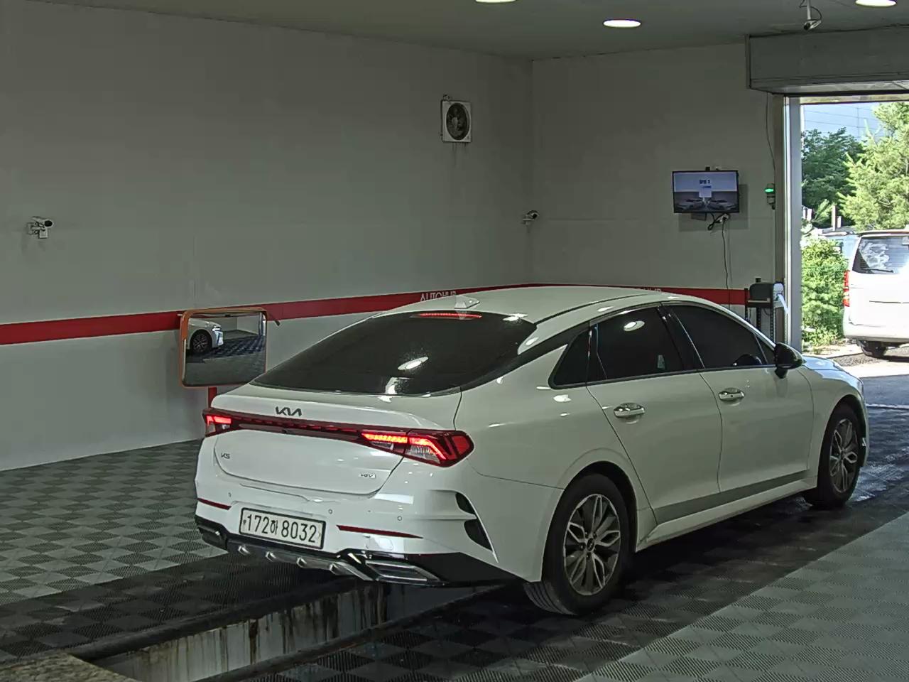 2023 - kia k5