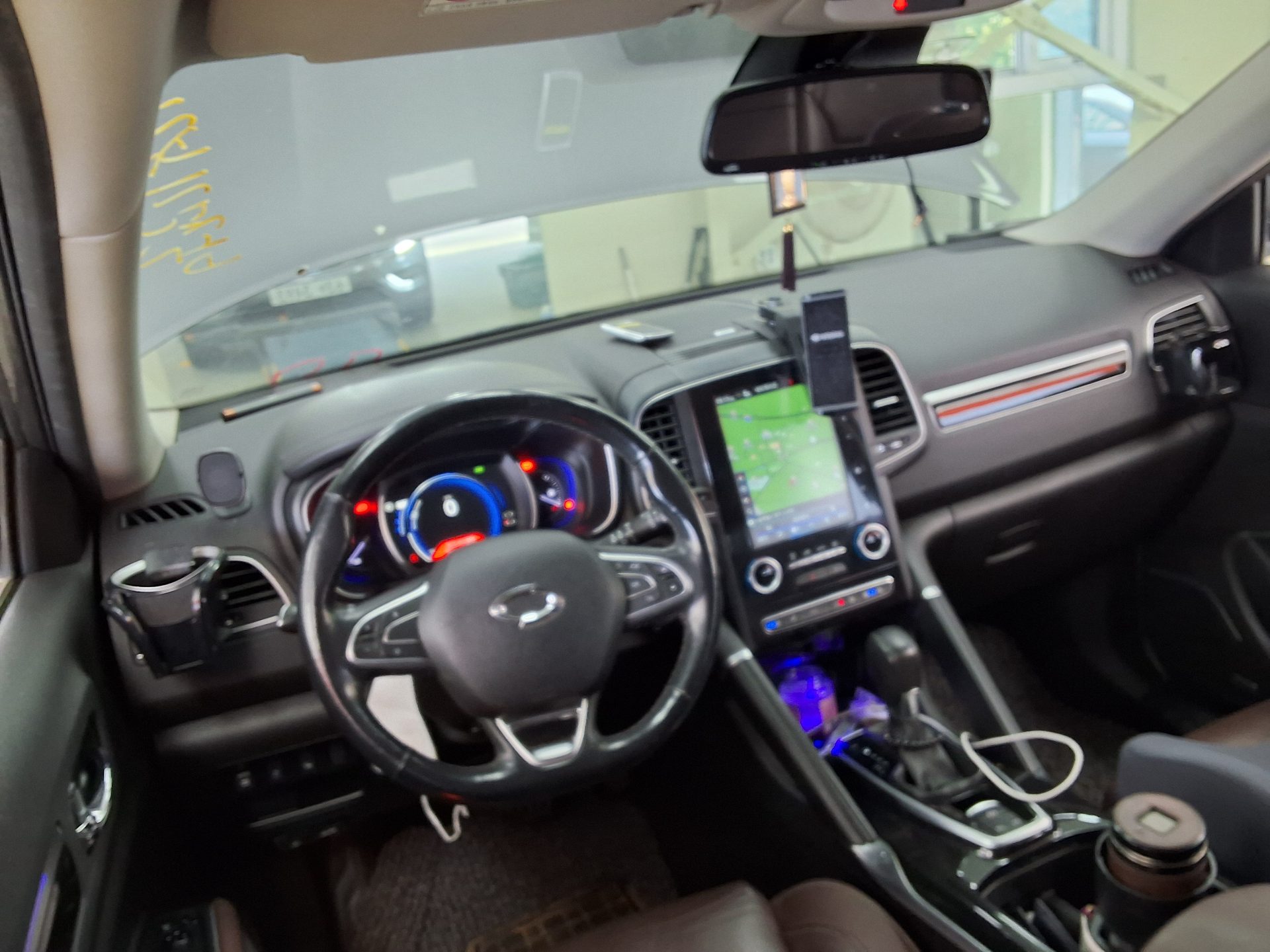 2017 - renault qm6