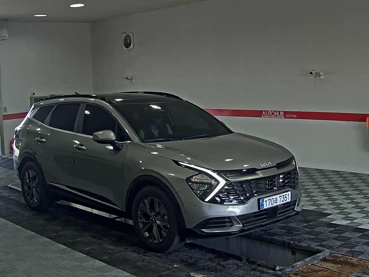 2022 - kia sportage