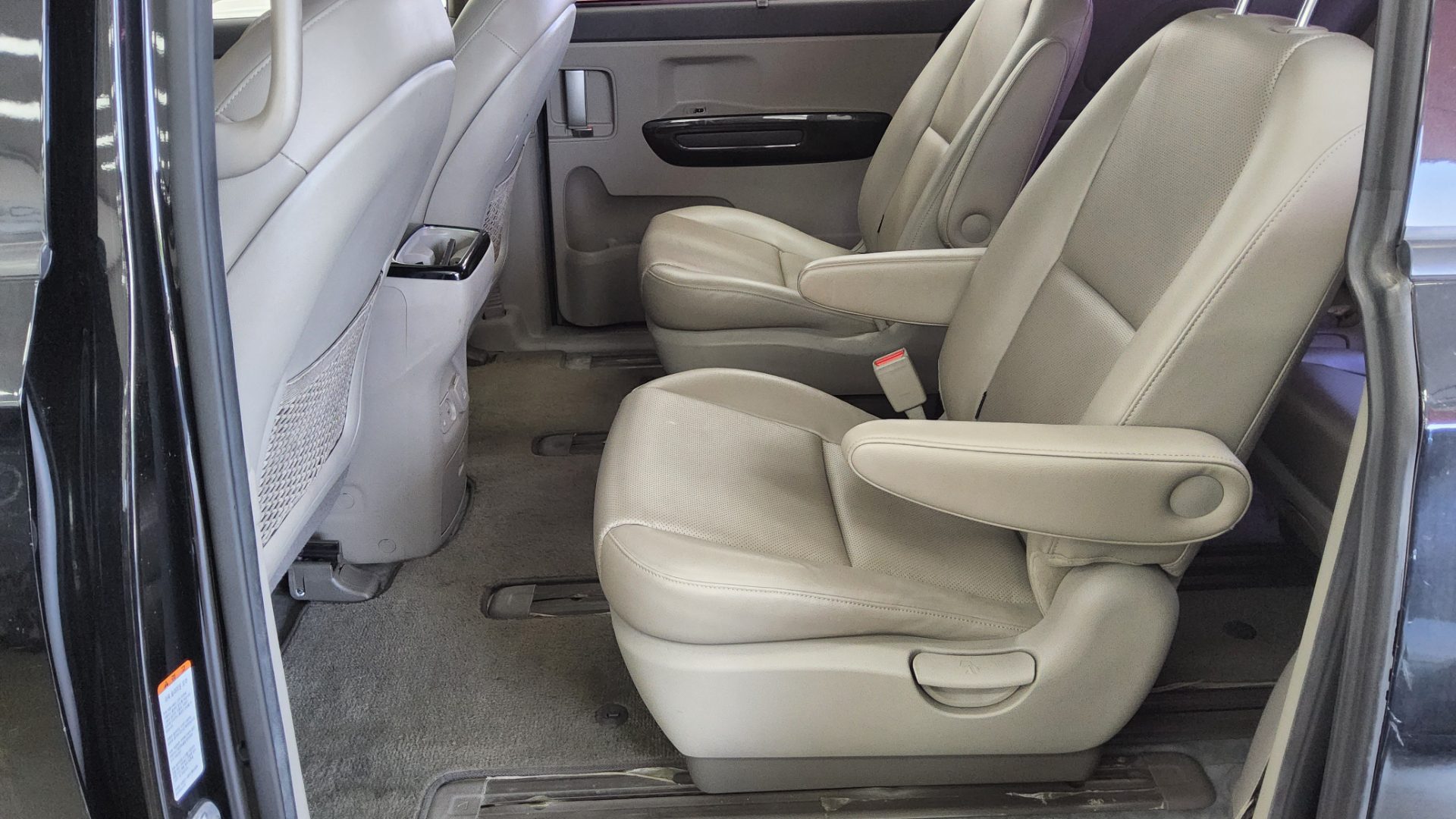 2015 - kia carnival