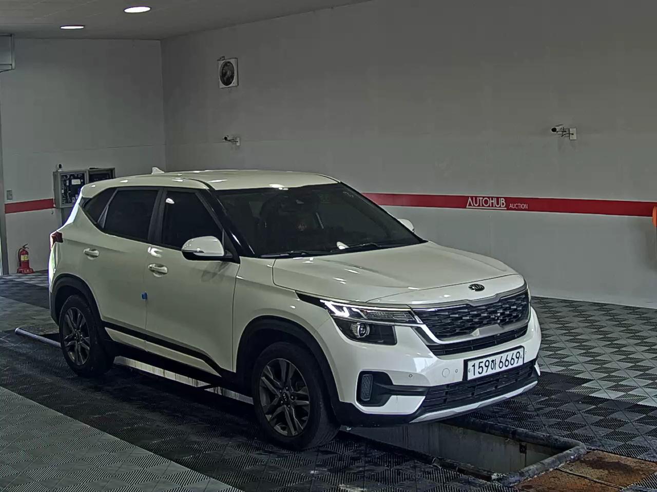 2020 - kia seltos