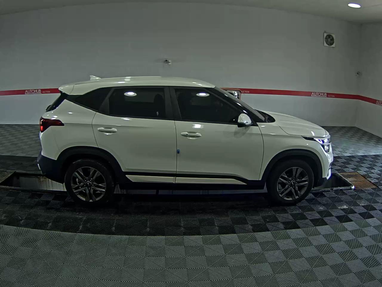 2020 - kia seltos