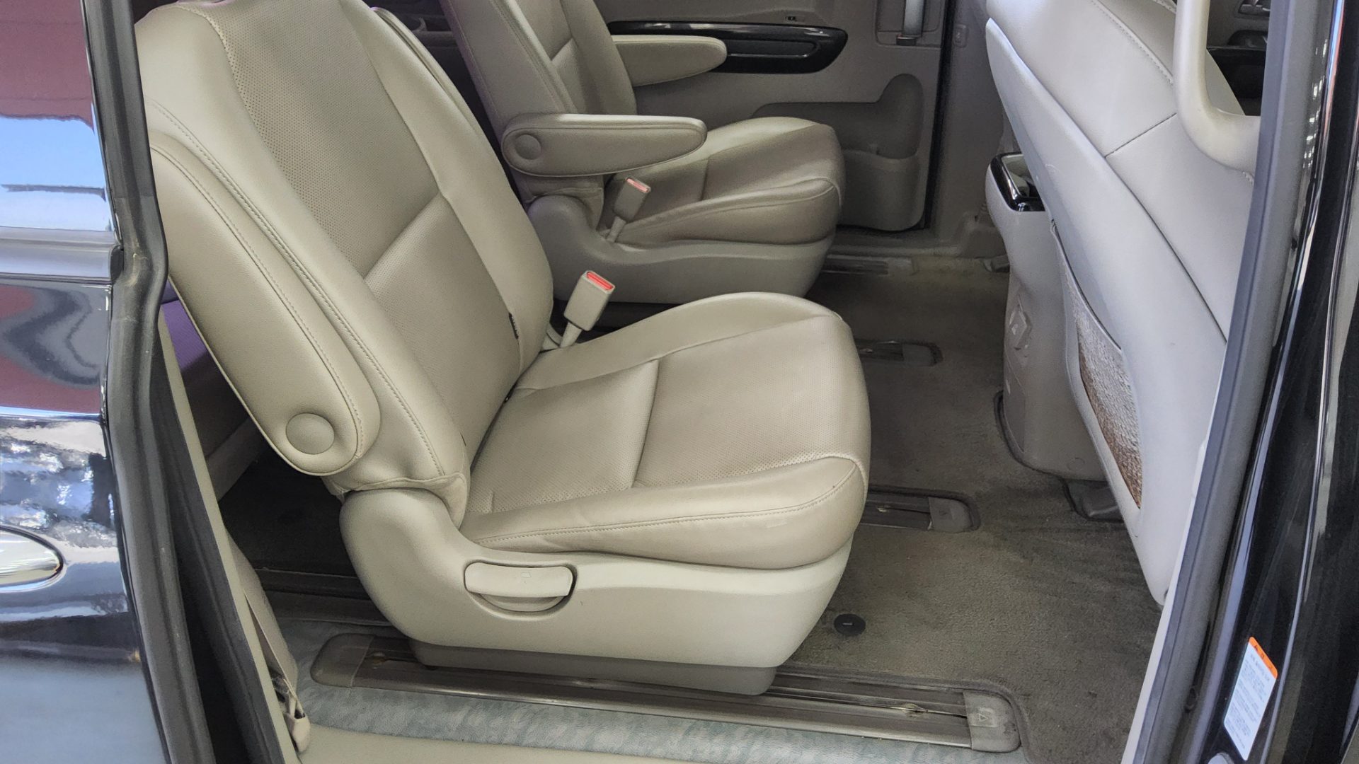2015 - kia carnival