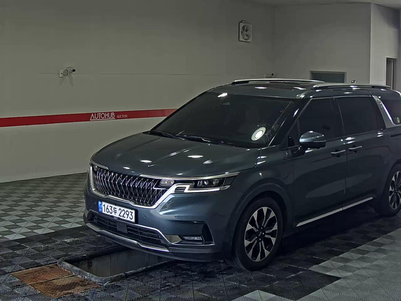 KIA CARNIVAL (KA4)