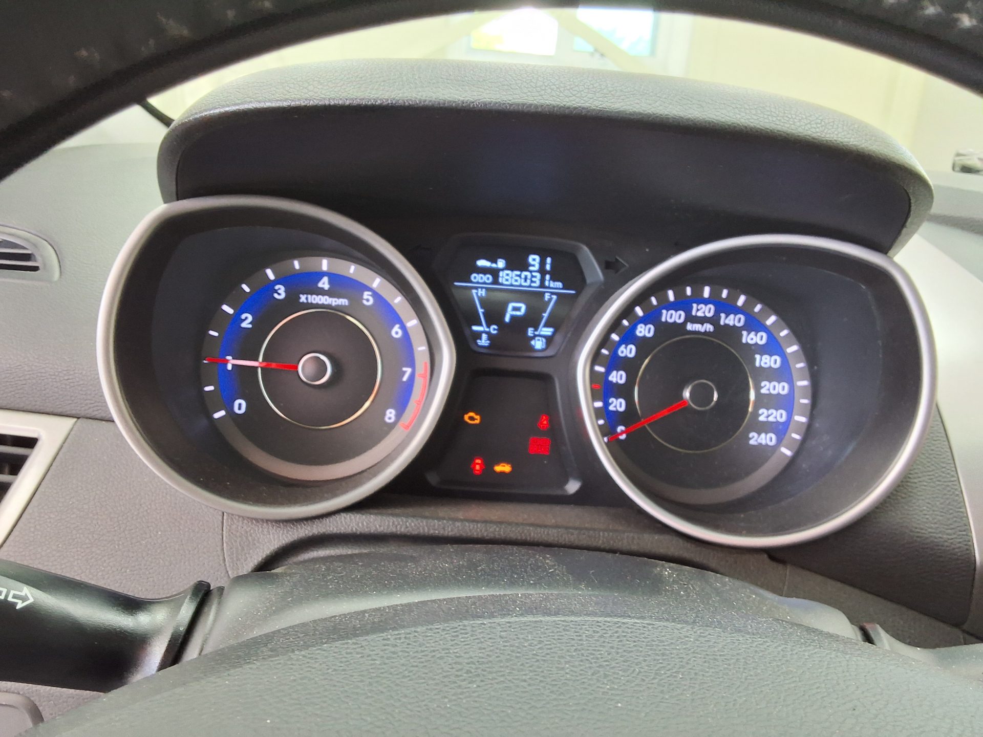 2012 - hyundai avante