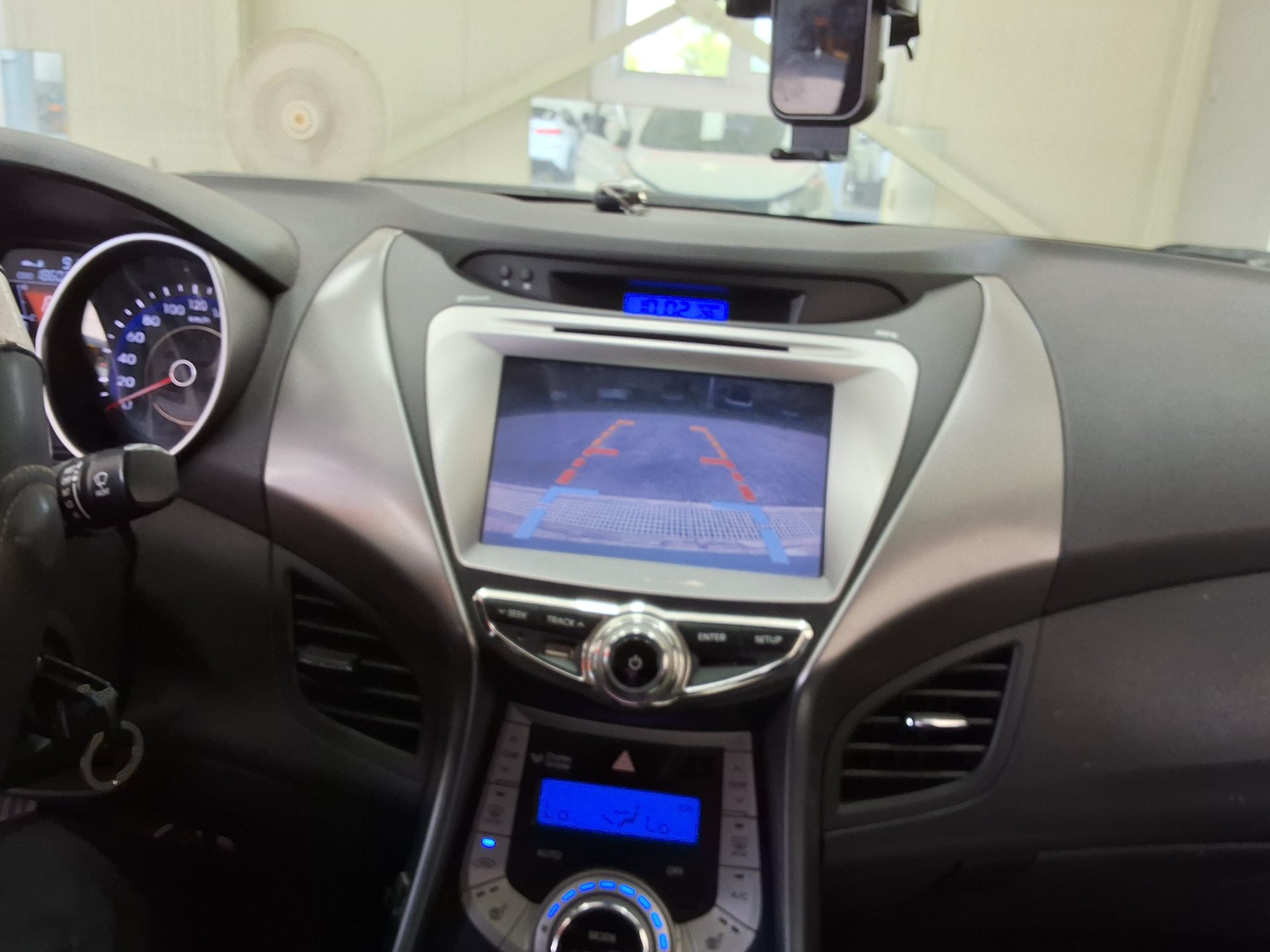 2012 - hyundai avante