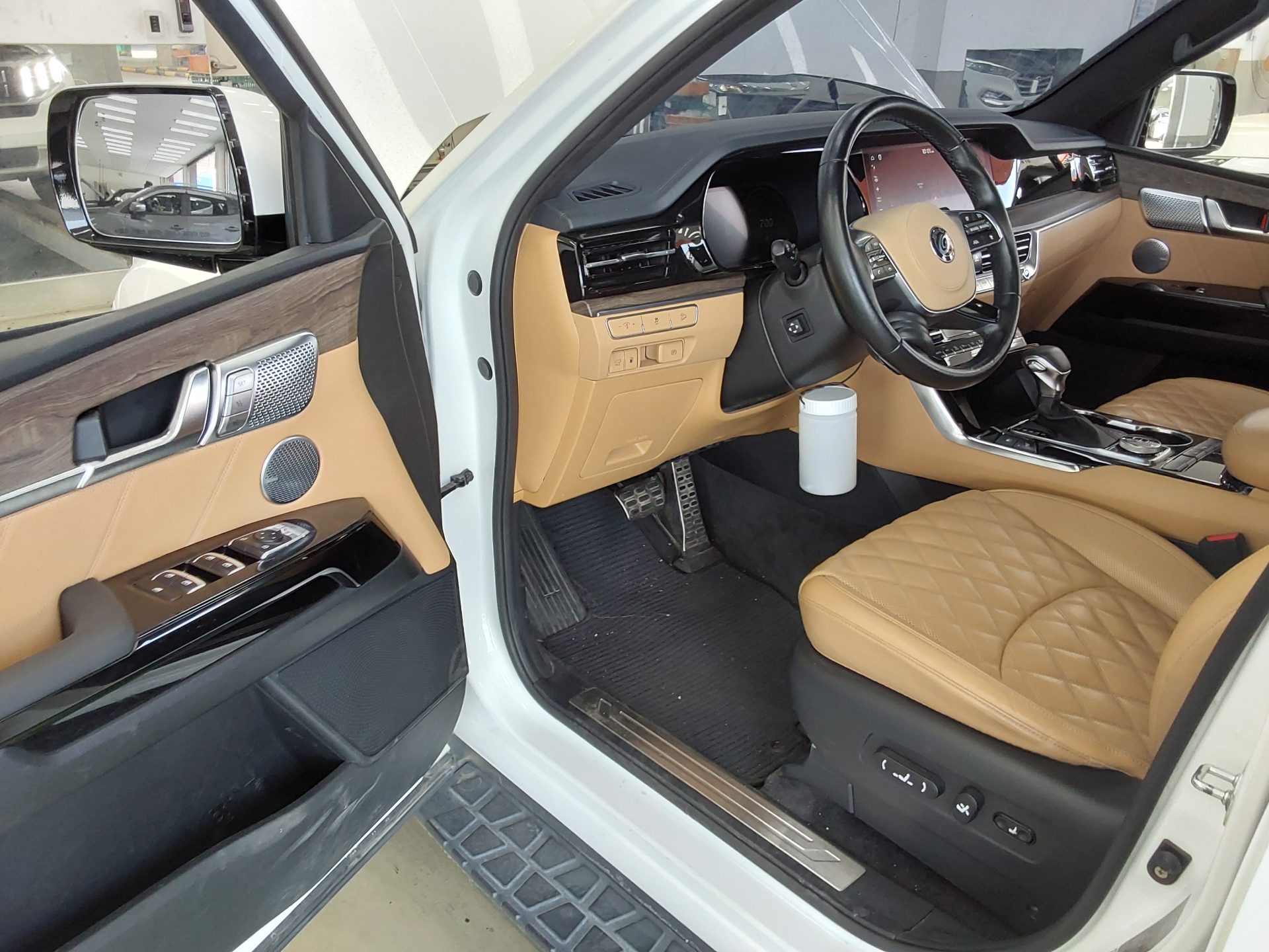 2021 - kia mohave