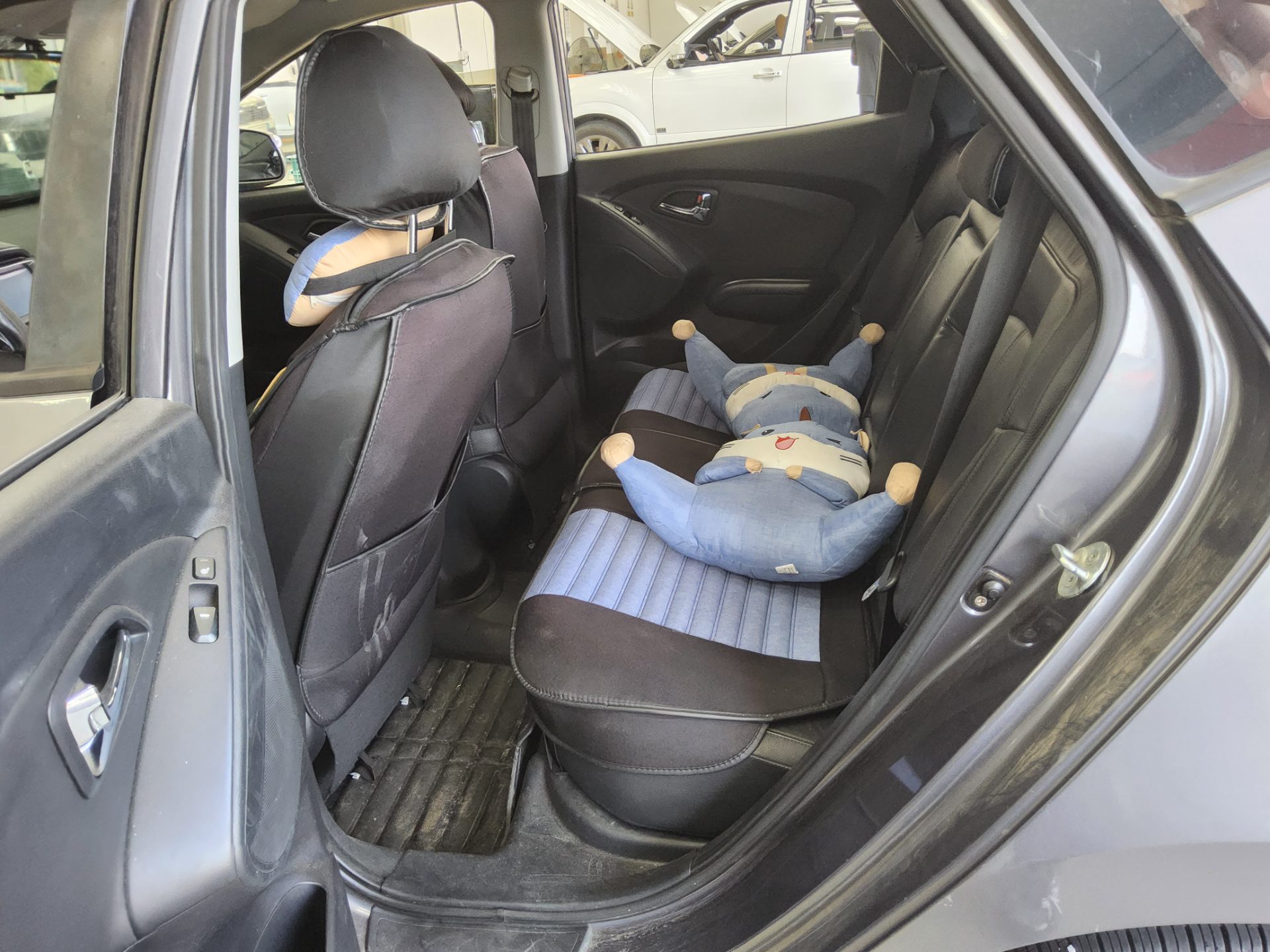2011 - hyundai tucson
