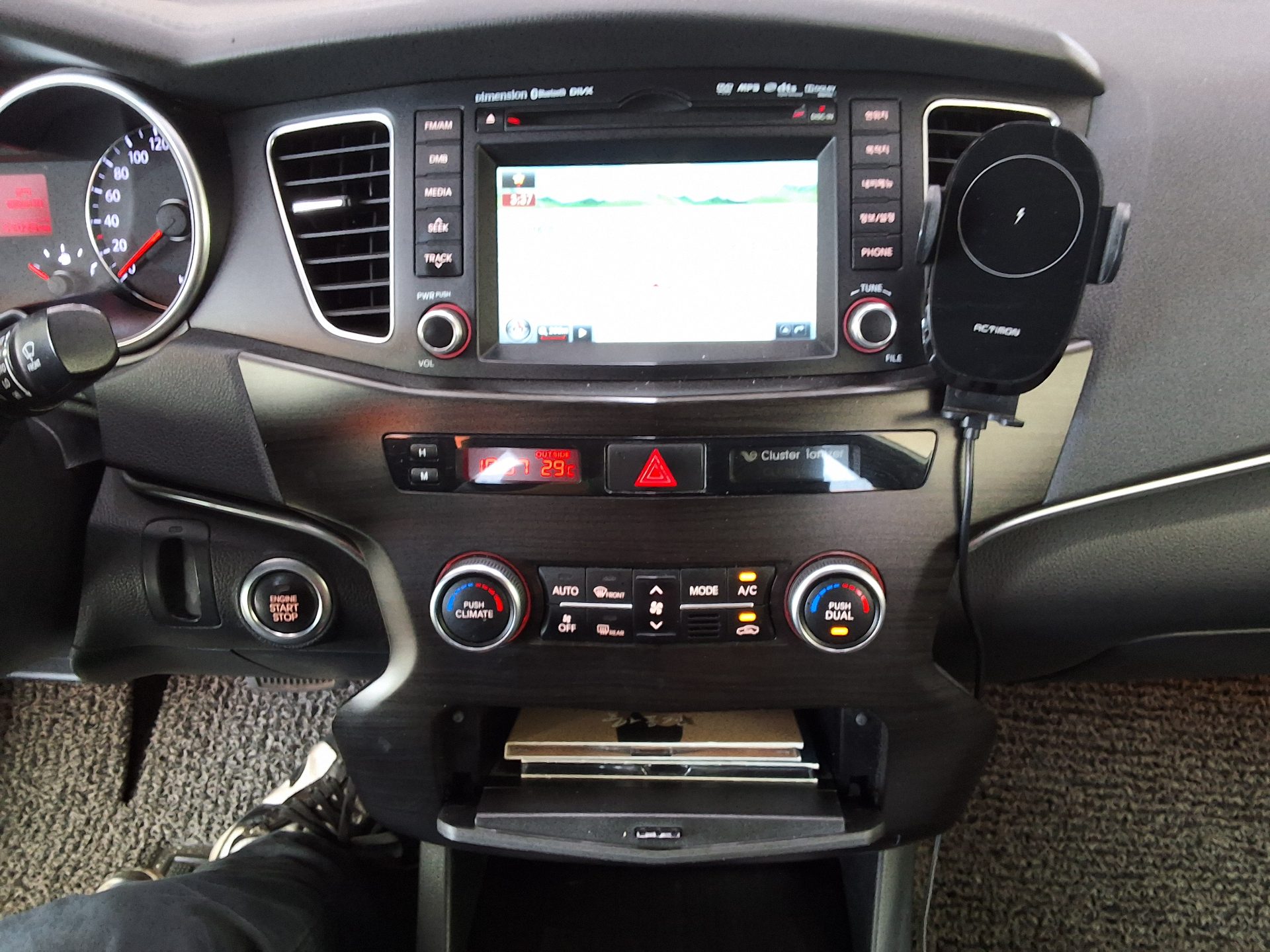 2012 - kia k7